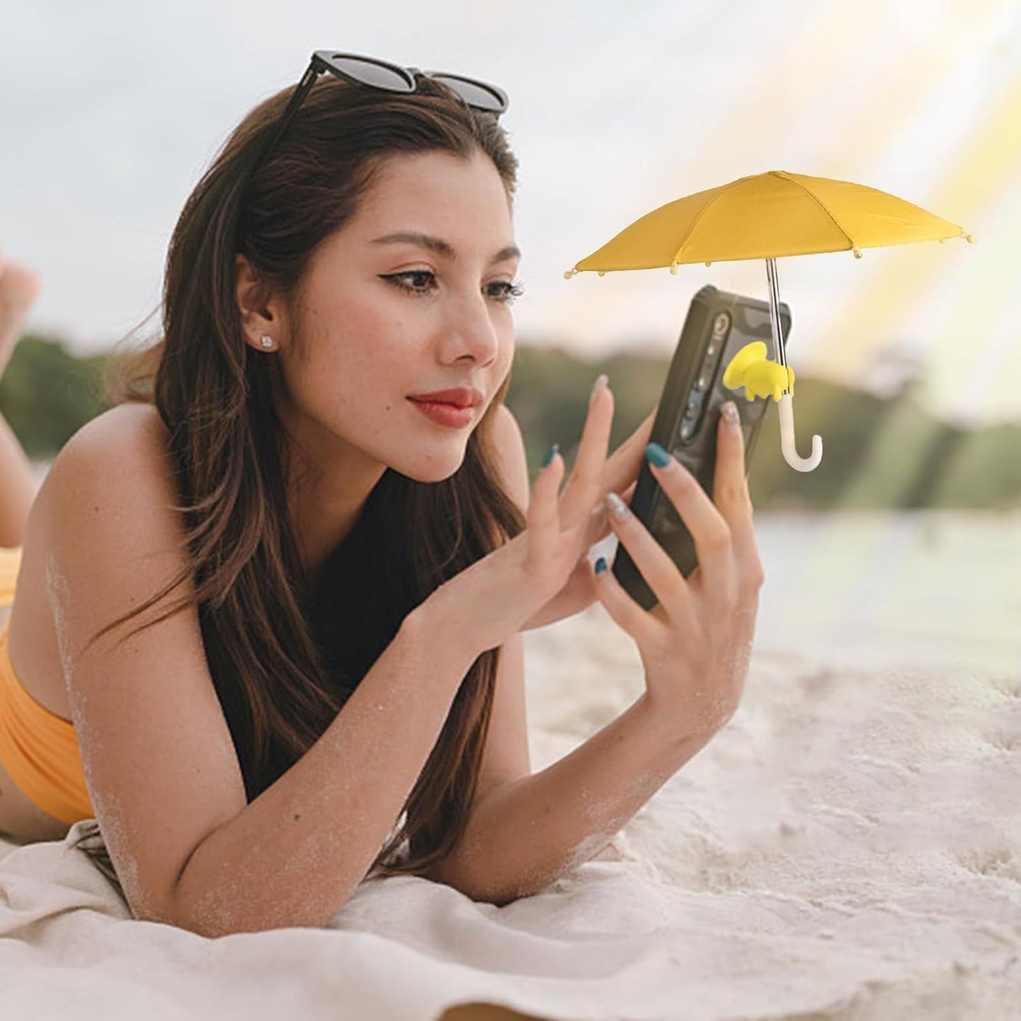 2pcs Cell Phone Umbrella or Sun Shade, Universal Adjustable Cute Phone Shade Umbrella with Piggy Style Suction Cup, Outdoor Anti-Glare Stand Sun Visor (Yellow & Pink)