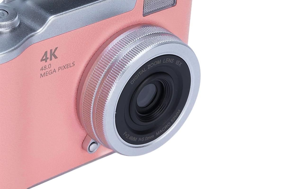 HD 1080P Flip Screen Retro Digital Camera 2.4-inch Display with 64GB TF Card - Pink