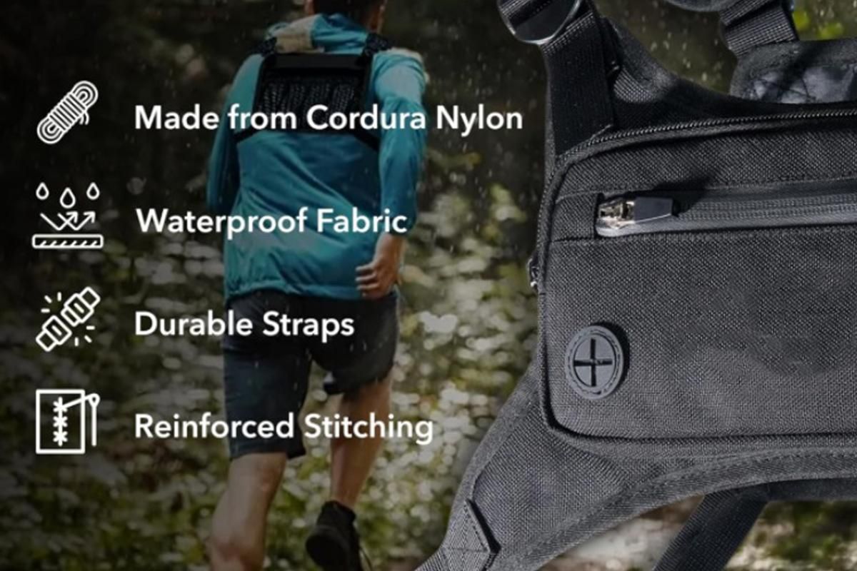 Water Resistant Running Vest Chest Pack Phone Holder for Running Lightweight Training Pack with Reflective Detail - Green
