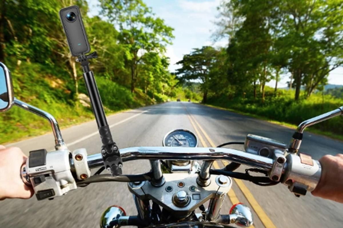 Bike Motorcycle Handlebar Camera Mount with Extendable Pole for GoPro Insta360 X3 Action Cameras